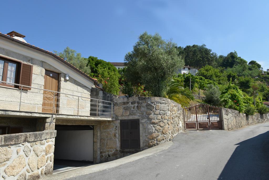 Al Vivenda Romantica Geres Buitenkant foto