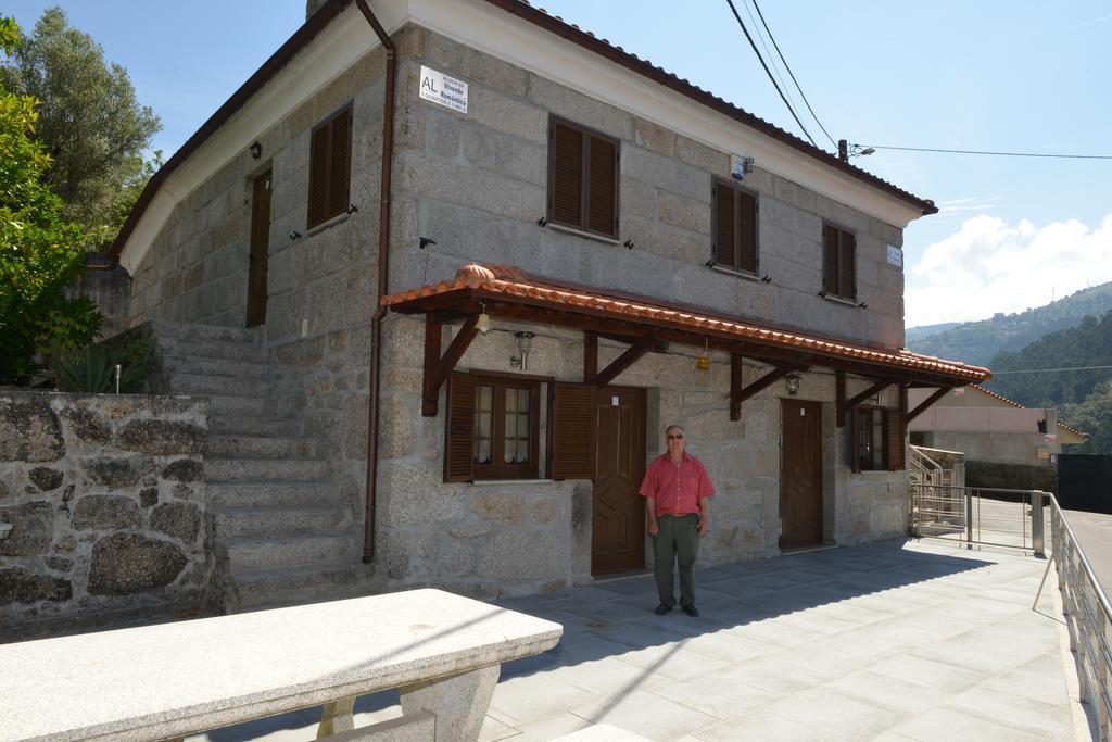Al Vivenda Romantica Geres Buitenkant foto