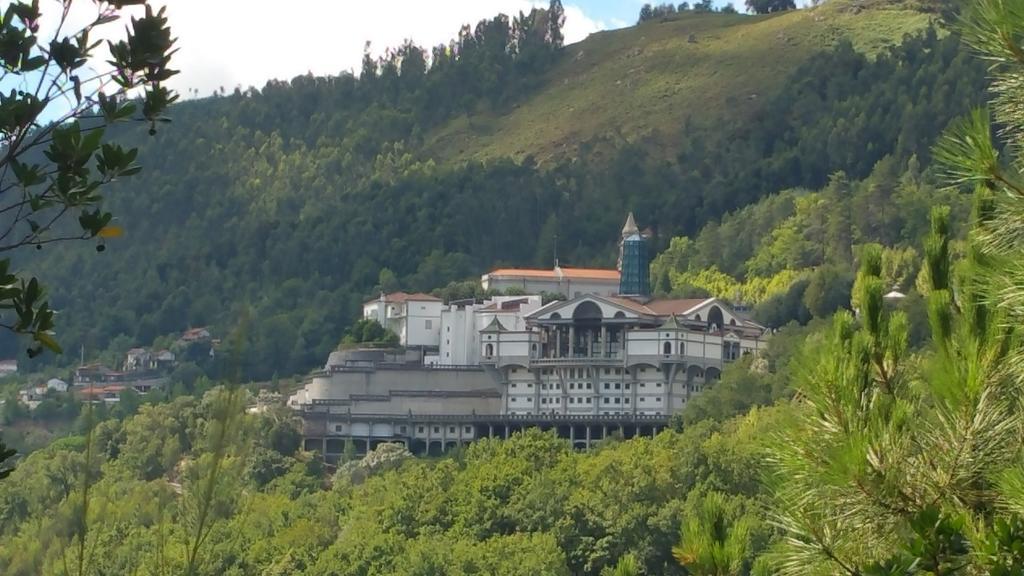 Al Vivenda Romantica Geres Buitenkant foto
